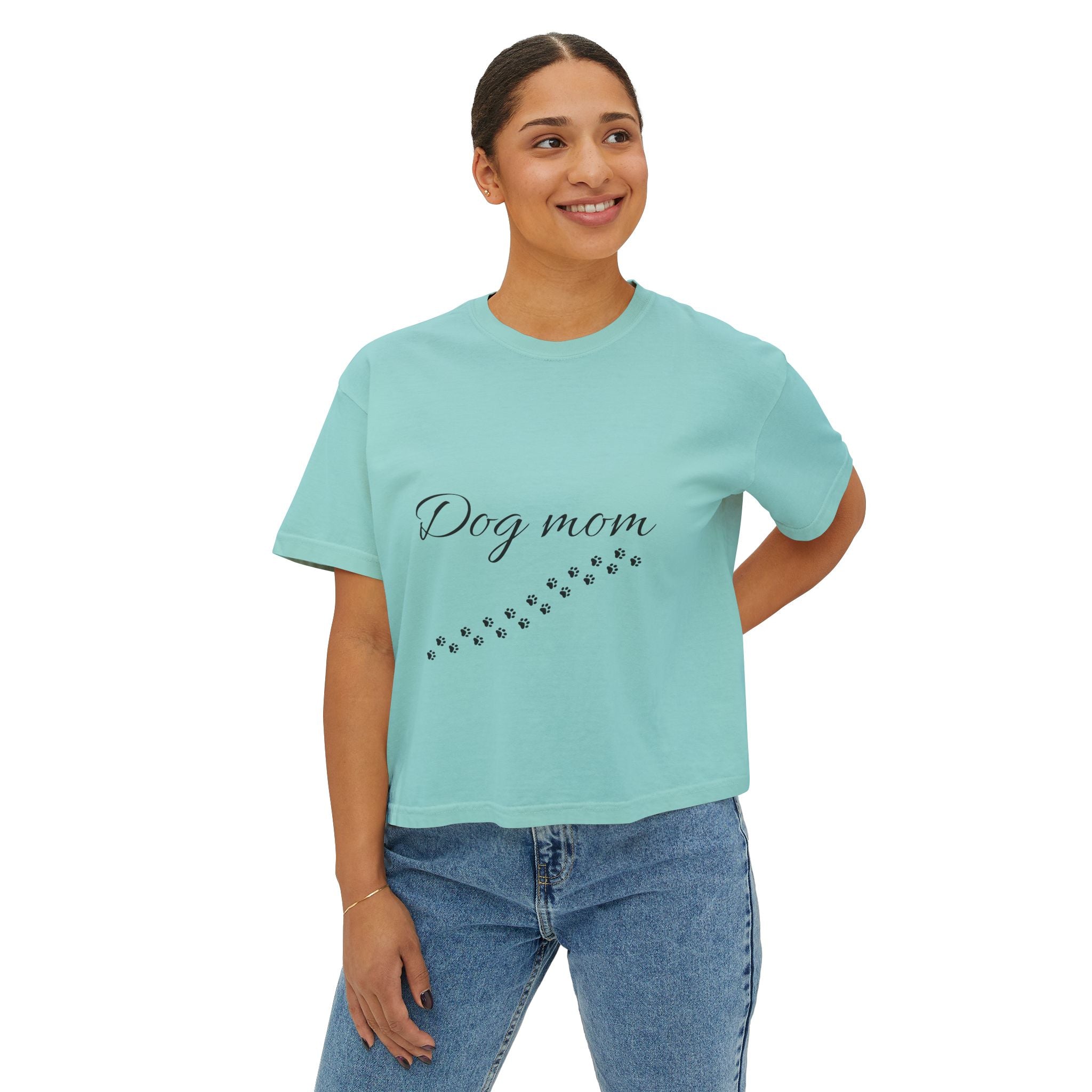 Dog Mom Women's Boxy T-Shirt –Comfort for Proud Pet Moms