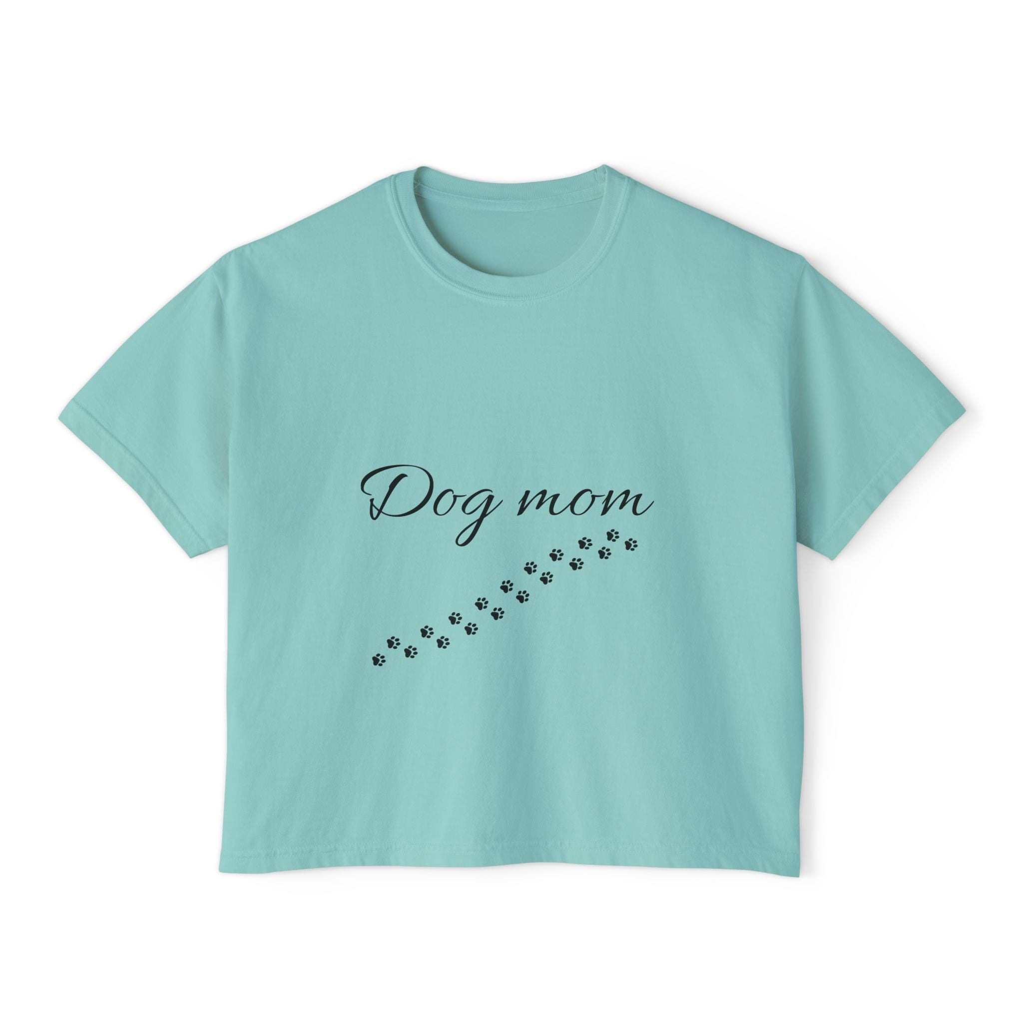Dog Mom Women's Boxy T-Shirt –Comfort for Proud Pet Moms