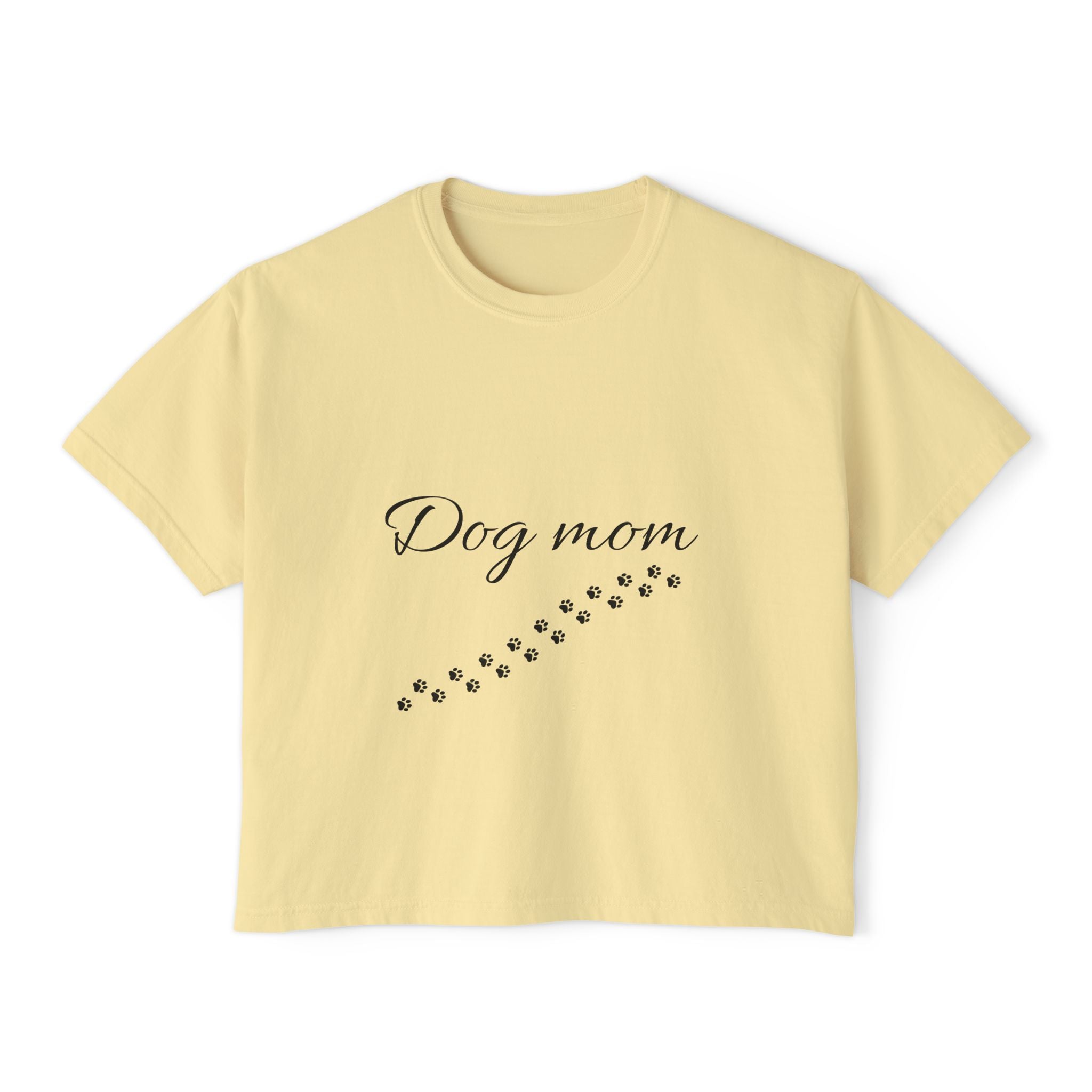 Dog Mom Women's Boxy T-Shirt –Comfort for Proud Pet Moms