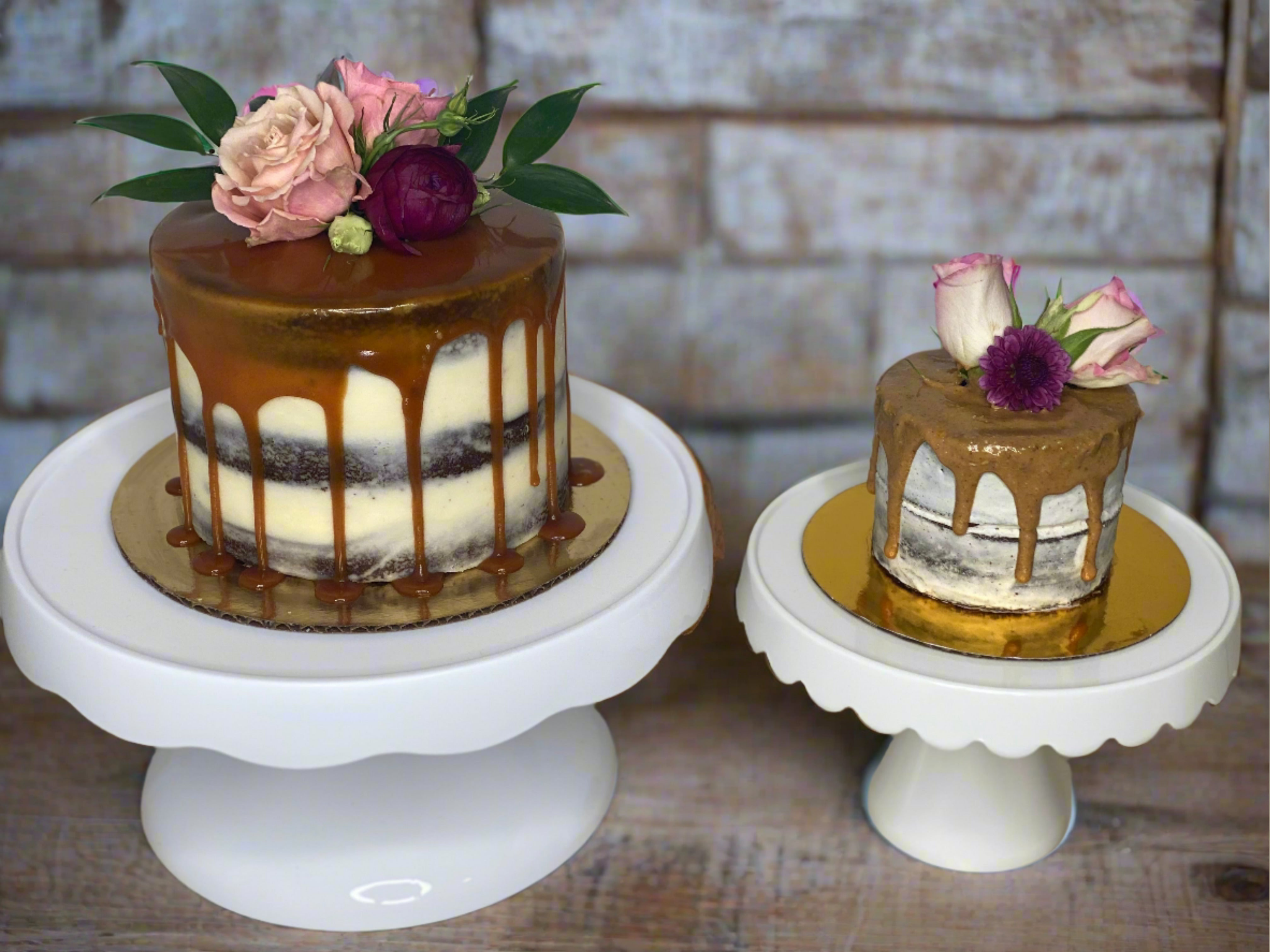 Pet and Pawrent Naked Cakes Set