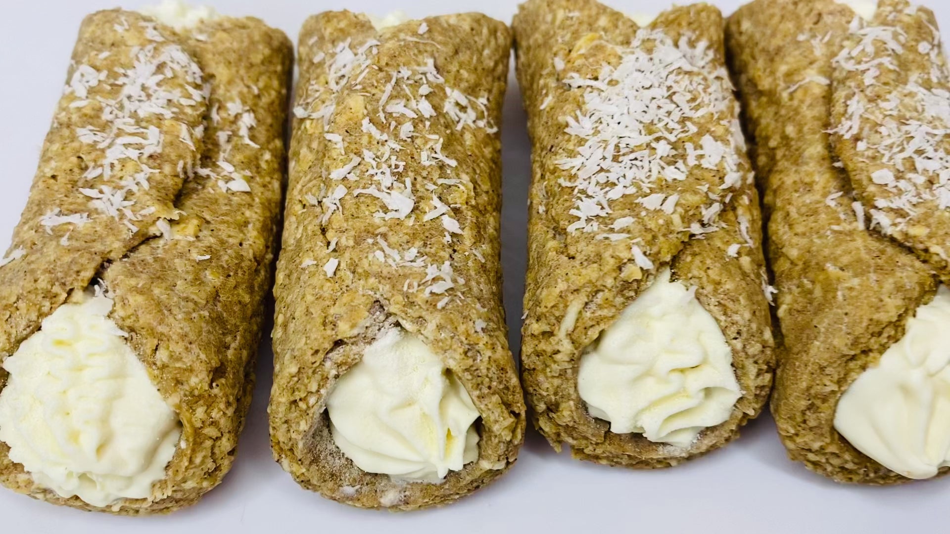 Dog cannolis